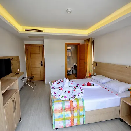 City Hotel Marmaris Отель 3*